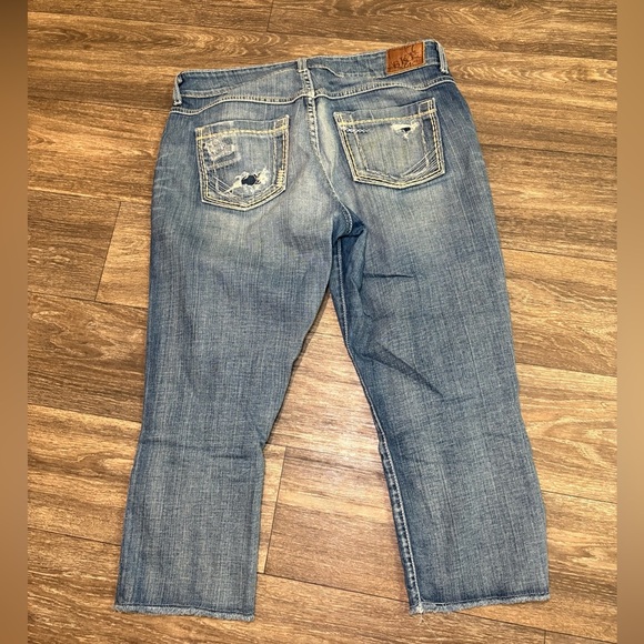 BKE Culture Cropped Capri Stretch Denim Jeans Size 31 - Picture 2 of 8